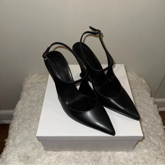 Brandon Blackwood Elegant Black Wedges - Picture 3 of 10